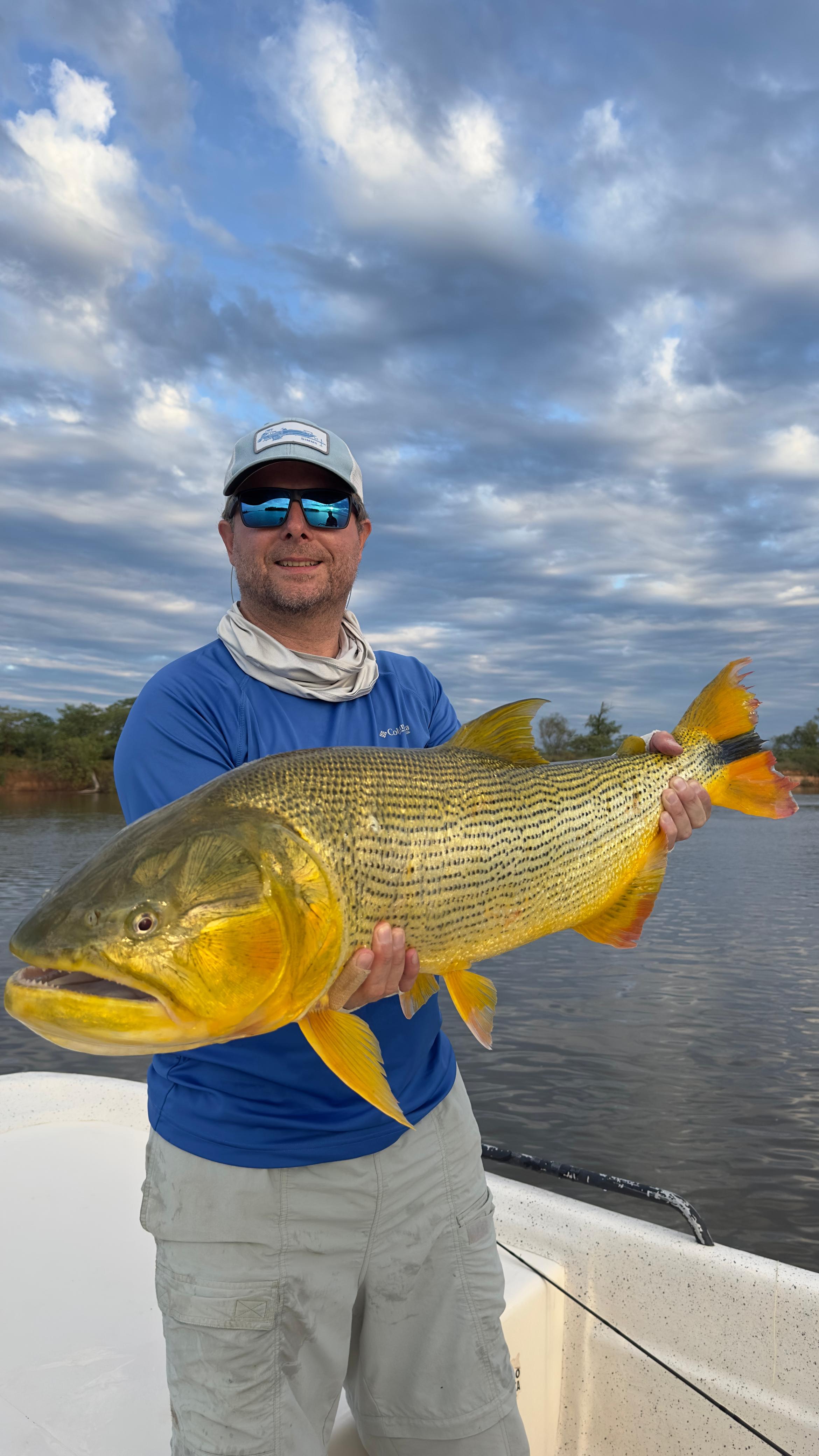 GOLDEN DORADO FISHING